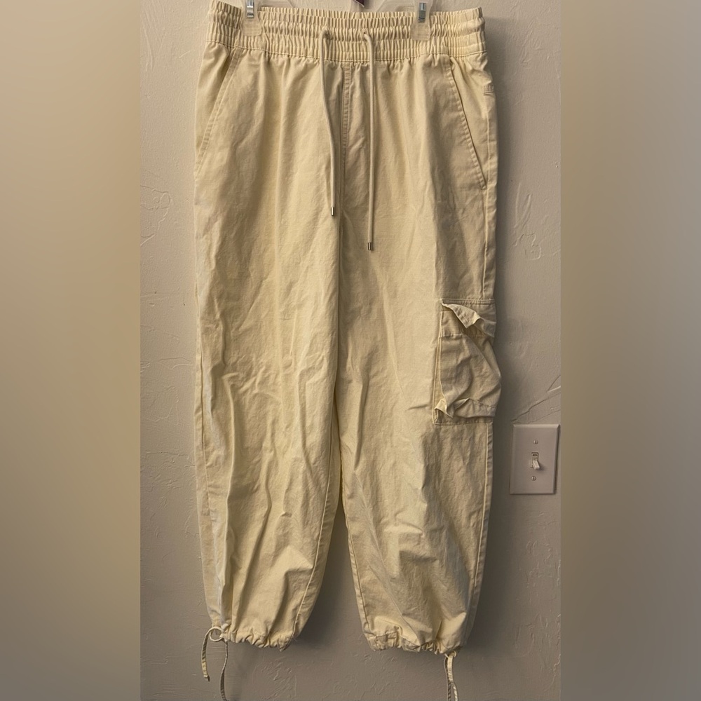 Nike Sportswear Women’s Cargo Pants